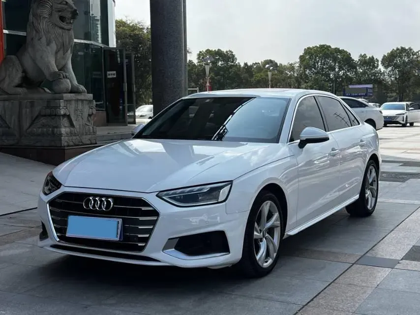 2020 Audi A4L 2.0T 190HP L4 7DCT,autocango,china used car exporter,china ev exporter,chinese used car exporter,chinese used ev exporter
