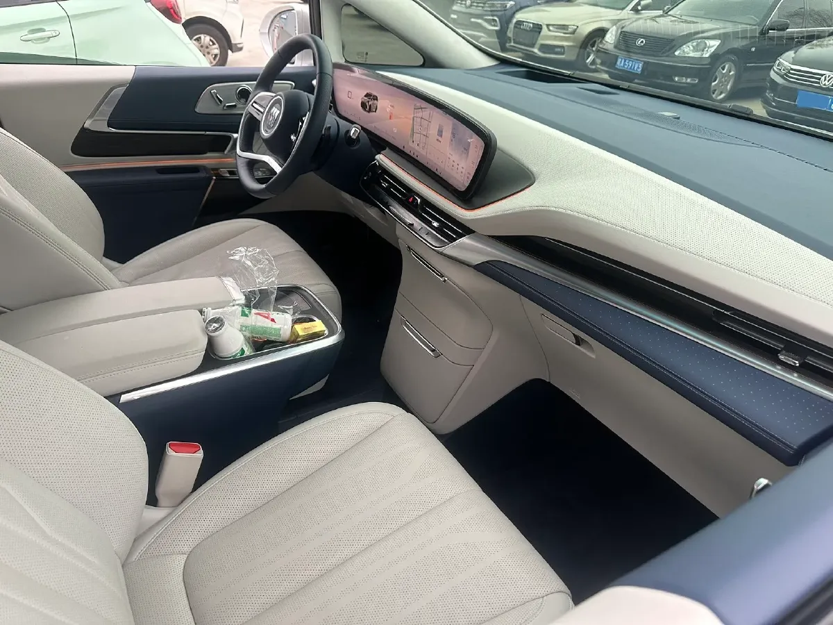 2025 Buick Century 2.0T 237HP L4 9AT,autocango,china used car exporter,china ev exporter,chinese used car exporter,chinese used ev exporter