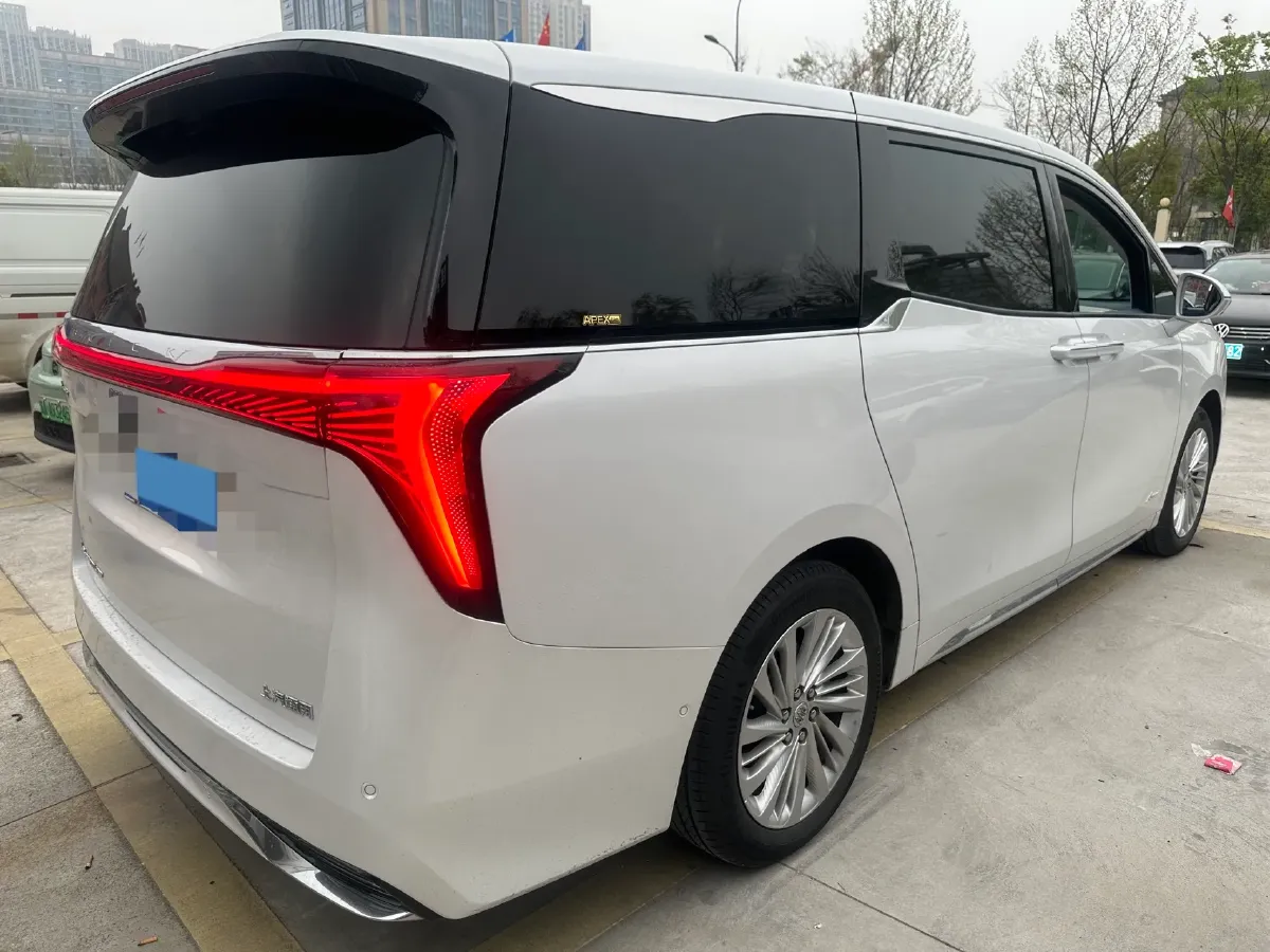 2025 Buick Century 2.0T 237HP L4 9AT,autocango,china used car exporter,china ev exporter,chinese used car exporter,chinese used ev exporter