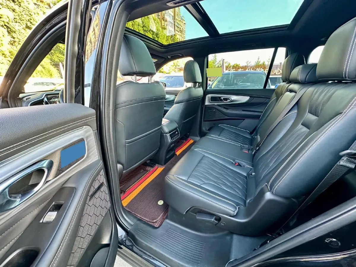 2022 GAC Trumpchi GS8 2.0T 252HP L4 8AT,autocango,china used car exporter,china ev exporter,chinese used car exporter,chinese used ev exporter