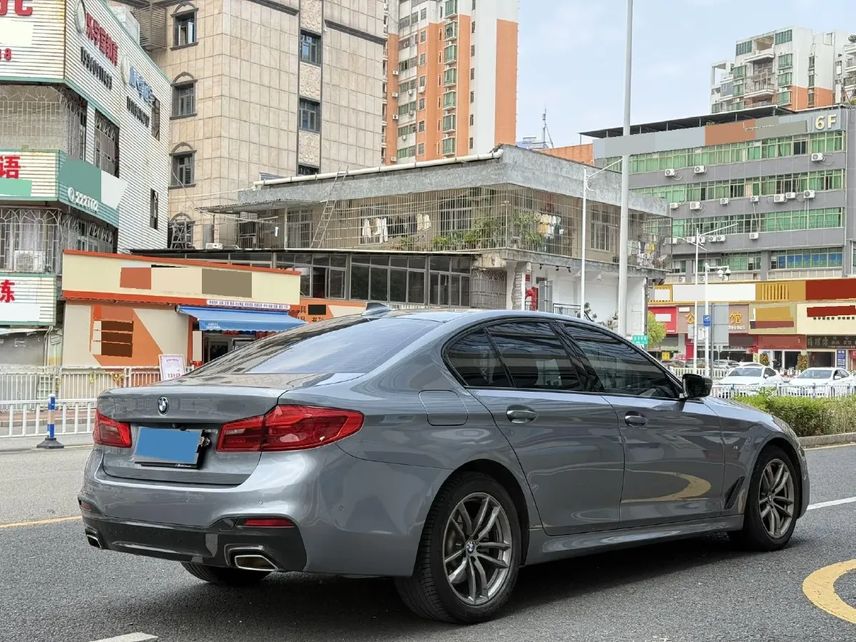 2020 BMW 5 Series 2.0T 184HP L4 8AT,autocango,china used car exporter,china ev exporter,chinese used car exporter,chinese used ev exporter