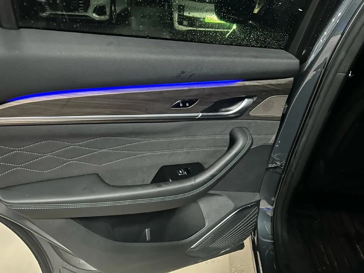 2025 Geely Monjaro 2.0T 238HP L4 8AT,autocango,china used car exporter,china ev exporter,chinese used car exporter,chinese used ev exporter