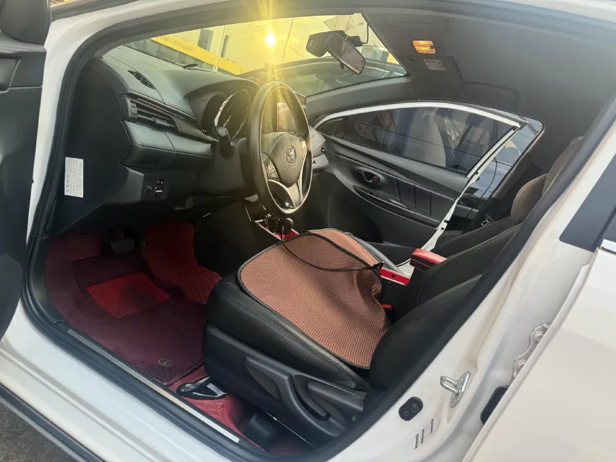 2022 Toyota Yaris L 1.5L 112HP L4 CVT,autocango,china used car exporter,china ev exporter,chinese used car exporter,chinese used ev exporter