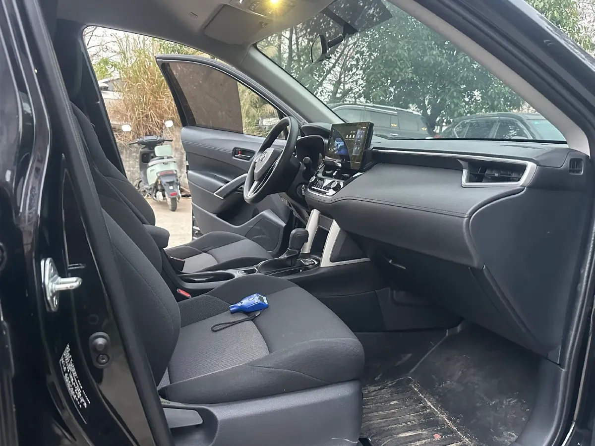 2024 Toyota Frontlander 2.0L 171HP L4 CVT,autocango,china used car exporter,china ev exporter,chinese used car exporter,chinese used ev exporter