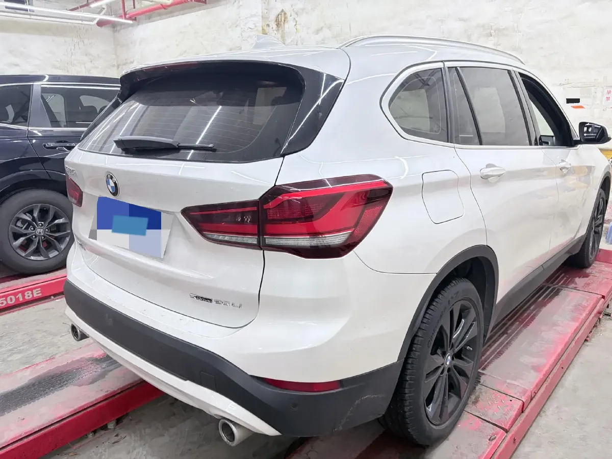 2020 BMW X1 1.5T 140HP L3 7DCT,autocango,china used car exporter,china ev exporter,chinese used car exporter,chinese used ev exporter