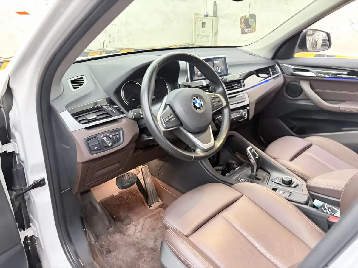 2020 BMW X1 1.5T 140HP L3 7DCT,autocango,china used car exporter,china ev exporter,chinese used car exporter,chinese used ev exporter