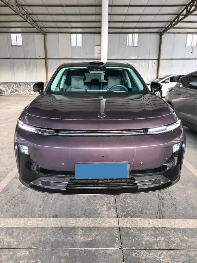 2025 Leapmotor B10 BEV 67.1KWH,autocango,china used car exporter,china ev exporter,chinese used car exporter,chinese used ev exporter