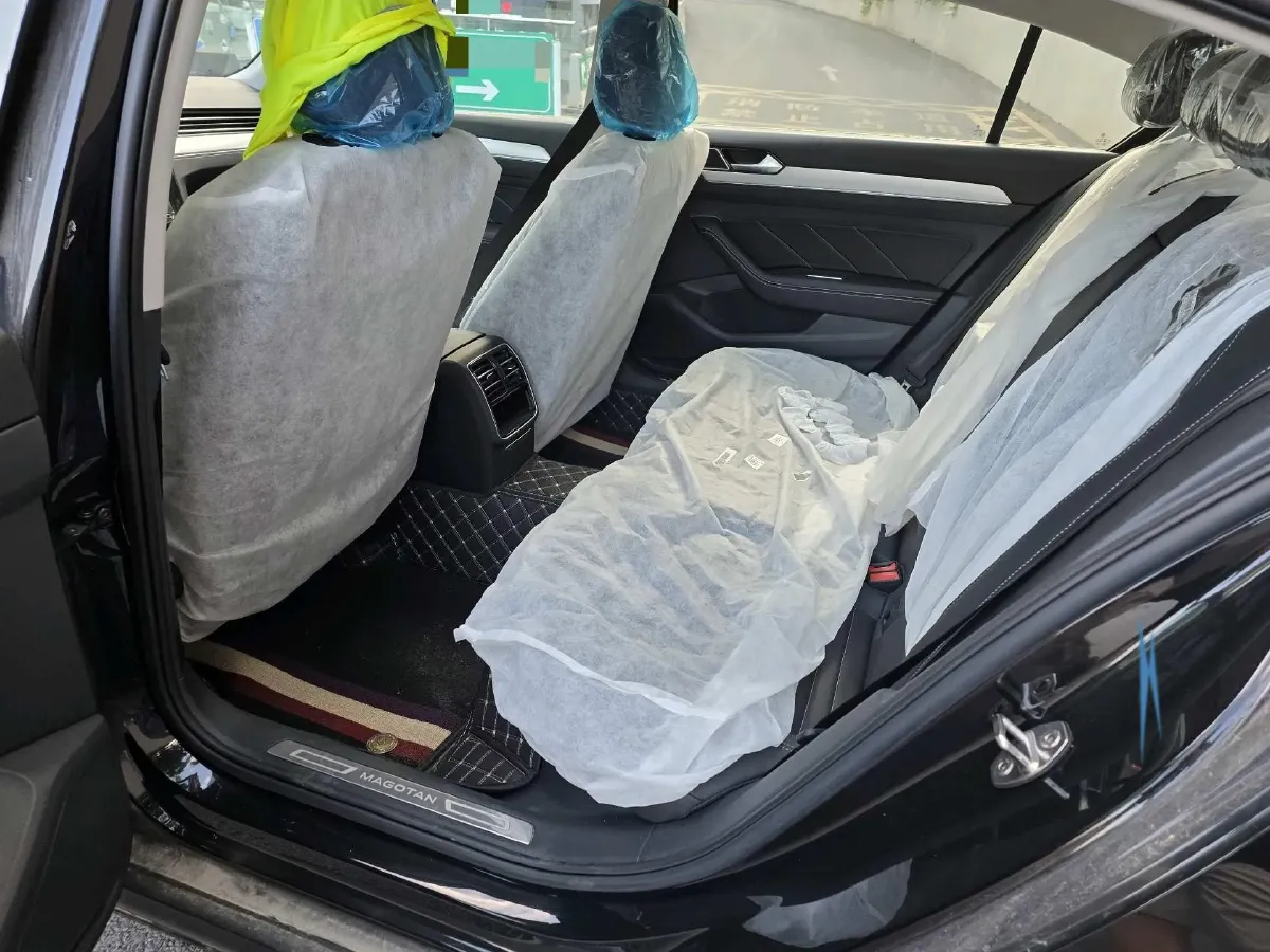 2023 Volkswagen Magotan 1.4T 150HP L4 7DCT,autocango,china used car exporter,china ev exporter,chinese used car exporter,chinese used ev exporter