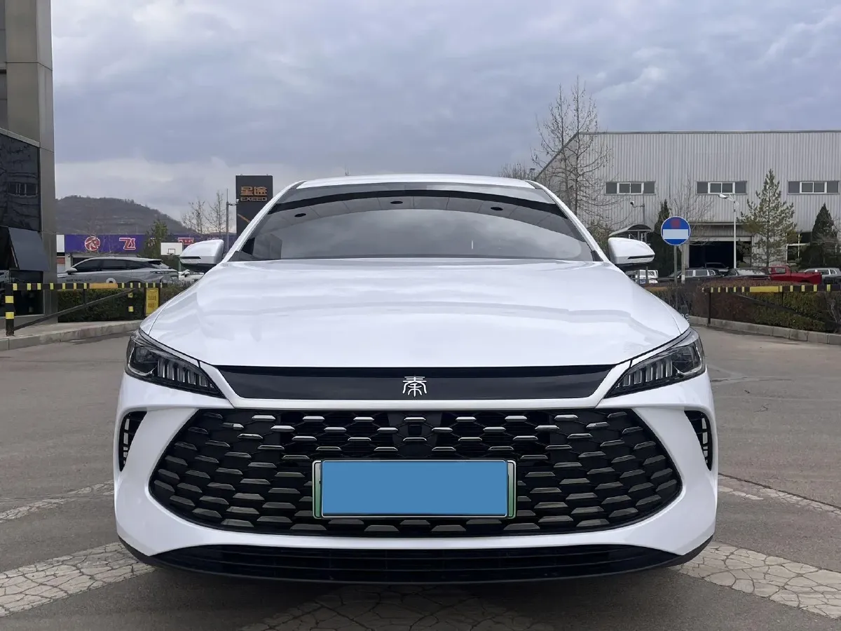 2025 BYD Qin Plus 1.5L 101HP L4 E-CVT PHEV 7.68KWH,autocango,china used car exporter,china ev exporter,chinese used car exporter,chinese used ev exporter