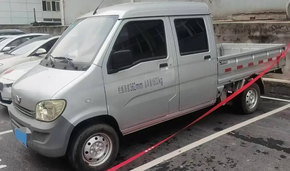 2019 WuLing ZhiGuang Mini Truck 1.2L 82HP L4 5MT,autocango,china used car exporter,china ev exporter,chinese used car exporter,chinese used ev exporter
