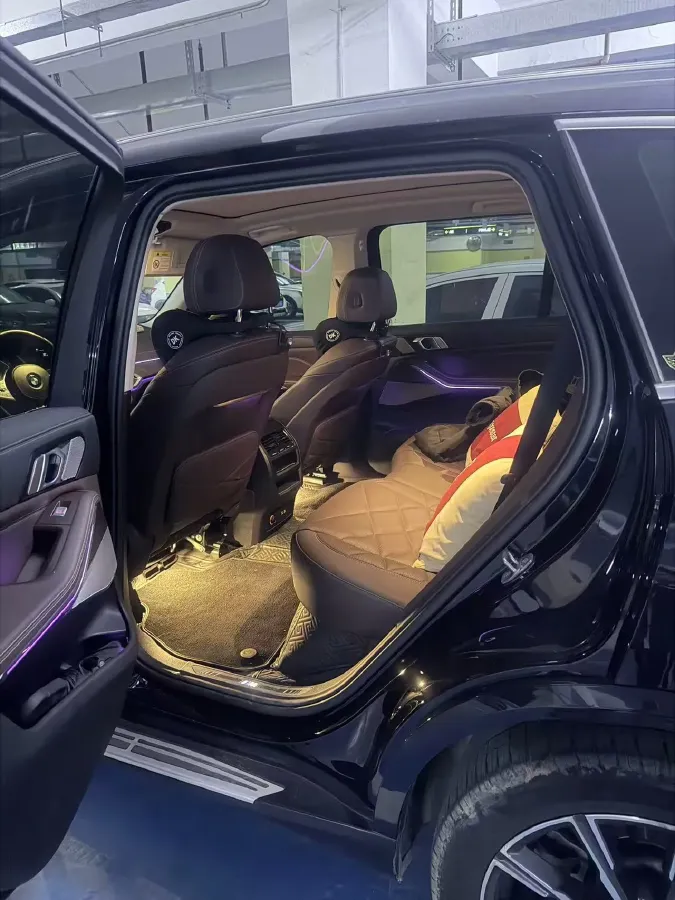 2022 BMW X5 2.0T 245HP L4 8AT,autocango,china used car exporter,china ev exporter,chinese used car exporter,chinese used ev exporter