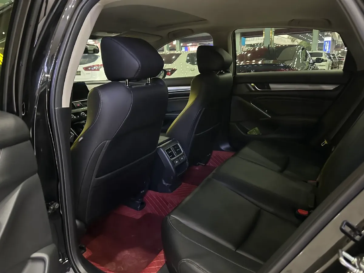 2022 Honda Accord 1.5T 194HP L4 CVT,autocango,china used car exporter,china ev exporter,chinese used car exporter,chinese used ev exporter