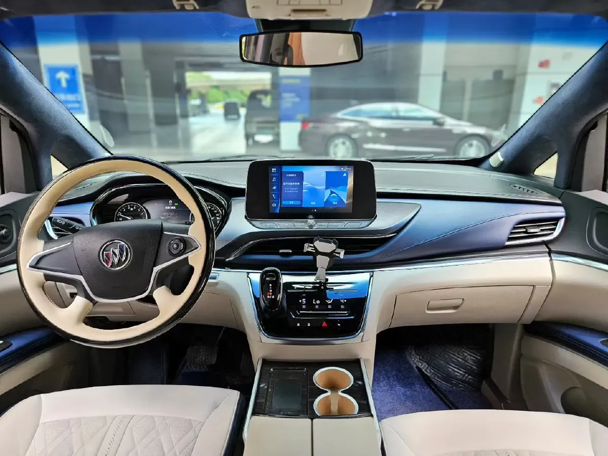 2020 Buick GL8 2.0T 237HP L4 9AT,autocango,china used car exporter,china ev exporter,chinese used car exporter,chinese used ev exporter