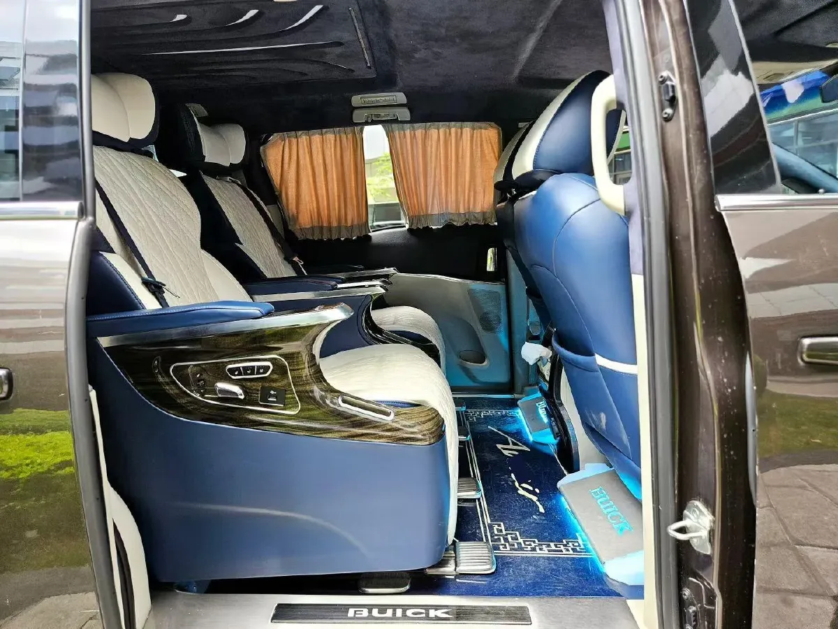 2020 Buick GL8 2.0T 237HP L4 9AT,autocango,china used car exporter,china ev exporter,chinese used car exporter,chinese used ev exporter