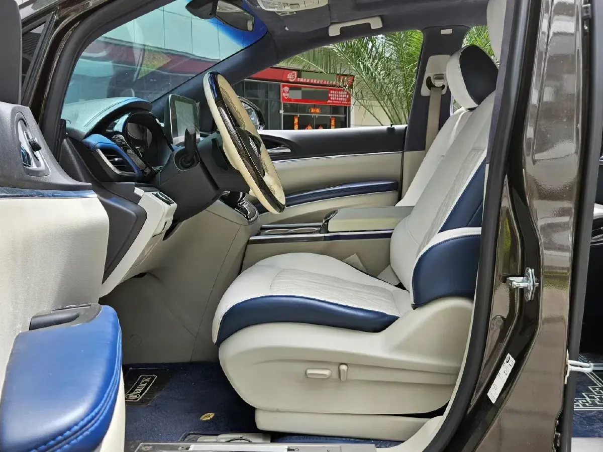 2020 Buick GL8 2.0T 237HP L4 9AT,autocango,china used car exporter,china ev exporter,chinese used car exporter,chinese used ev exporter