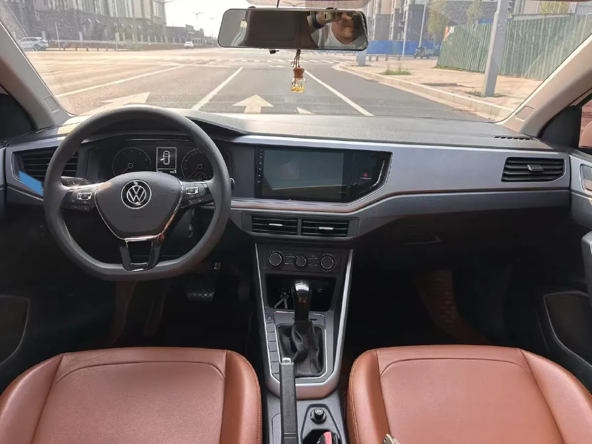 2021 Bestune T55 1.5T 169HP L4 7DCT,autocango,china used car exporter,china ev exporter,chinese used car exporter,chinese used ev exporter