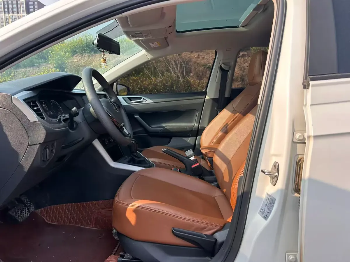 2021 Bestune T55 1.5T 169HP L4 7DCT,autocango,china used car exporter,china ev exporter,chinese used car exporter,chinese used ev exporter