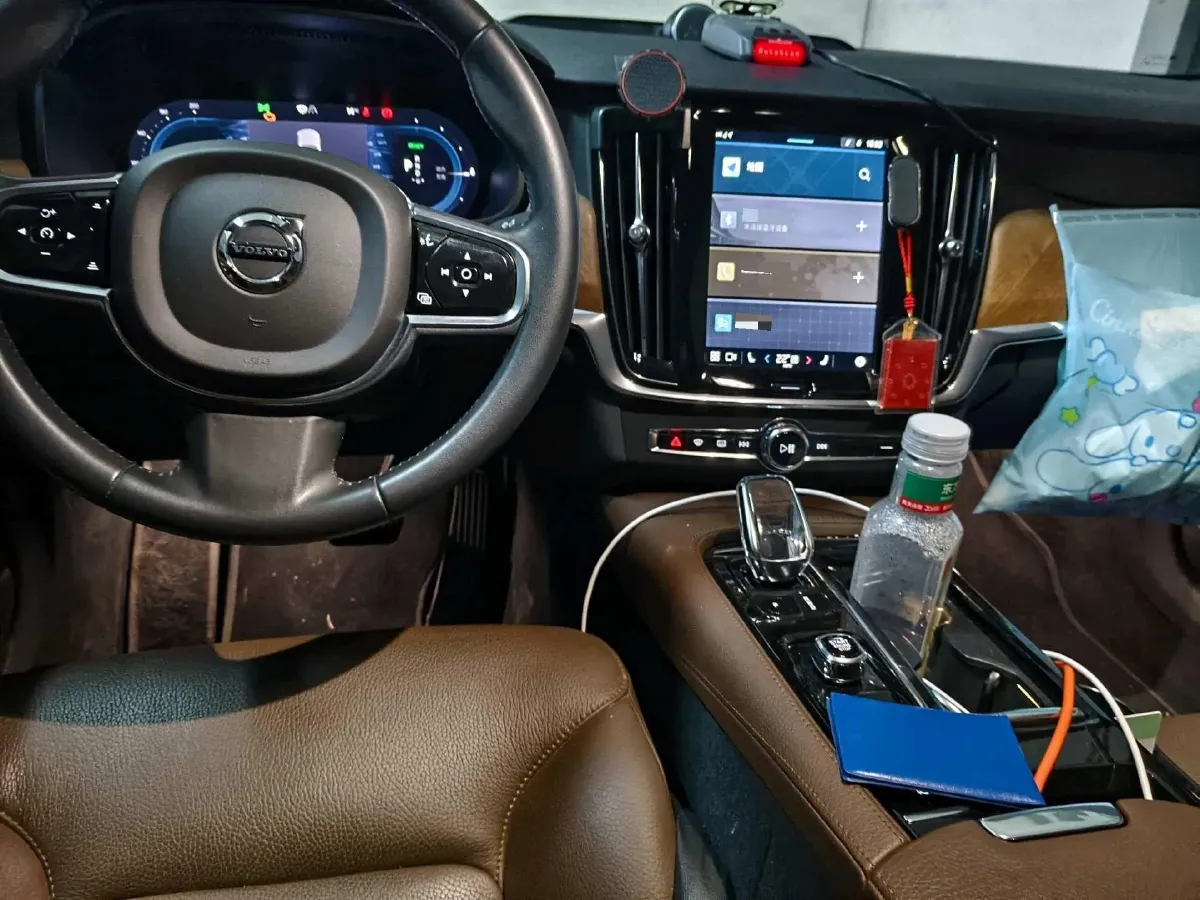 2022 Volvo S90 PHEV 2.0T 303HP L4 8AT PHEV 11.6KWH,autocango,china used car exporter,china ev exporter,chinese used car exporter,chinese used ev exporter