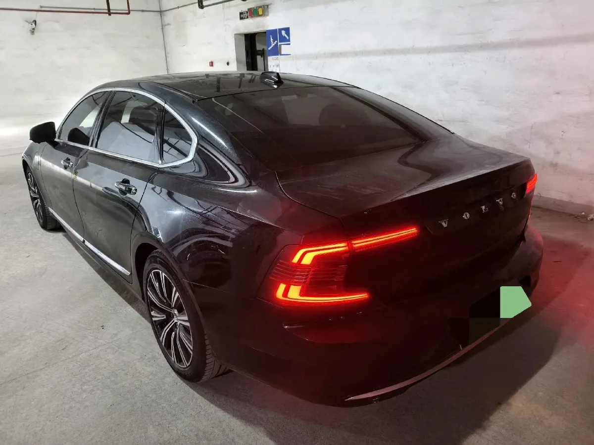 2022 Volvo S90 PHEV 2.0T 303HP L4 8AT PHEV 11.6KWH,autocango,china used car exporter,china ev exporter,chinese used car exporter,chinese used ev exporter