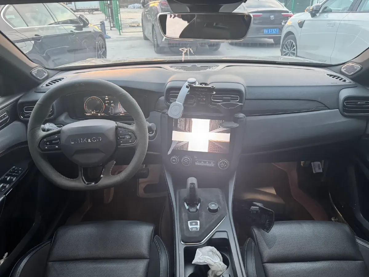 2022 LYNK&CO 03 2.0T 190HP L4 7DCT,autocango,china used car exporter,china ev exporter,chinese used car exporter,chinese used ev exporter