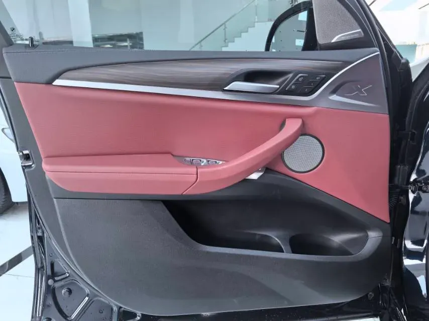 2023 BMW X3 2.0T 245HP L4 8AT,autocango,china used car exporter,china ev exporter,chinese used car exporter,chinese used ev exporter