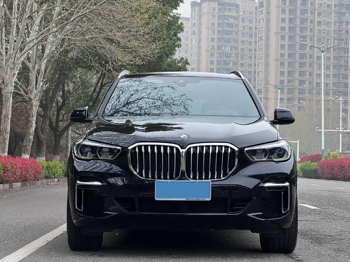 2022 BMW X5 3.0T 333HP L6 8AT,autocango,china used car exporter,china ev exporter,chinese used car exporter,chinese used ev exporter