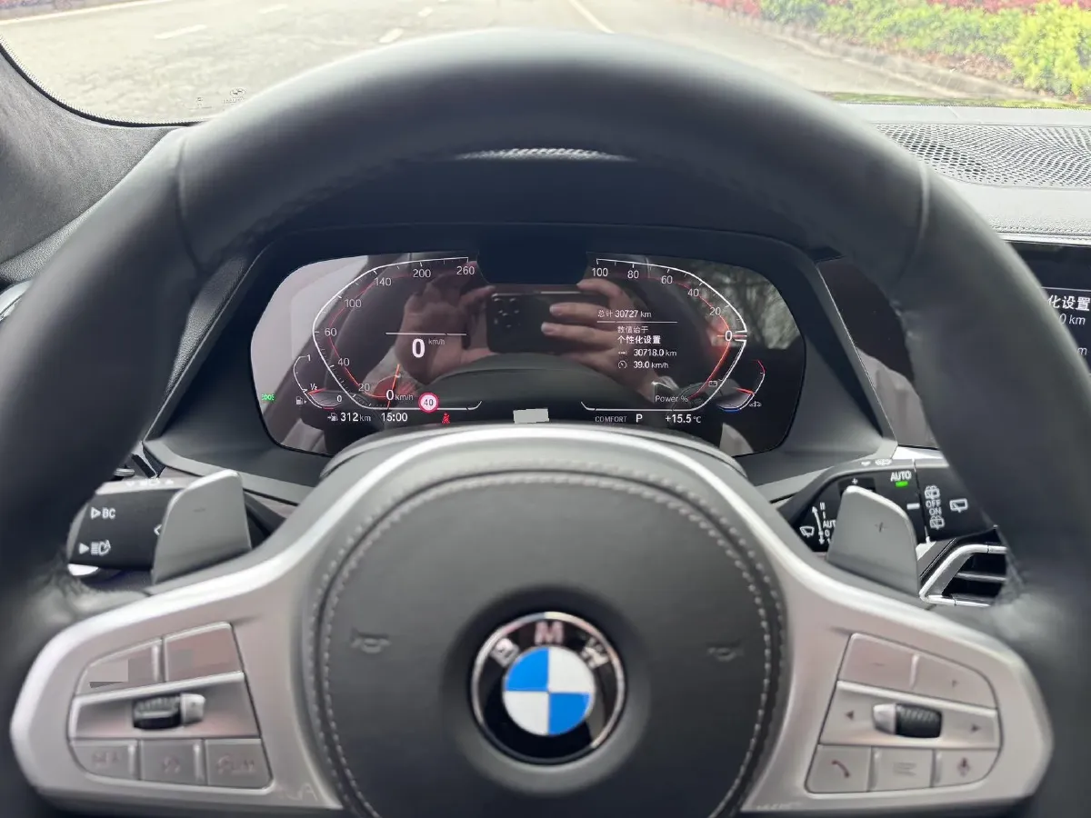 2022 BMW X5 3.0T 333HP L6 8AT,autocango,china used car exporter,china ev exporter,chinese used car exporter,chinese used ev exporter