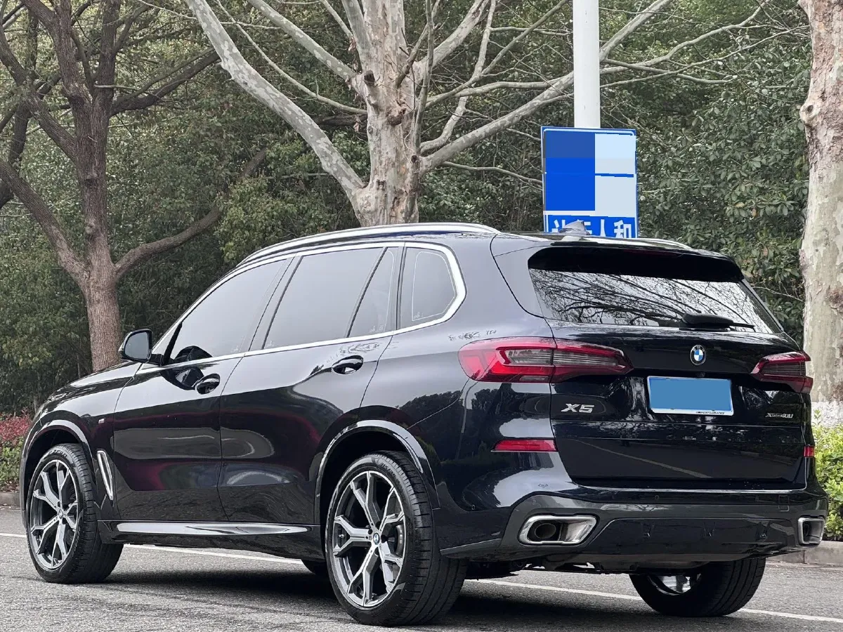 2022 BMW X5 3.0T 333HP L6 8AT,autocango,china used car exporter,china ev exporter,chinese used car exporter,chinese used ev exporter