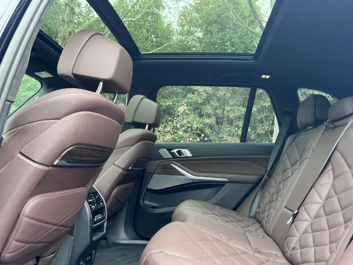 2022 BMW X5 3.0T 333HP L6 8AT,autocango,china used car exporter,china ev exporter,chinese used car exporter,chinese used ev exporter