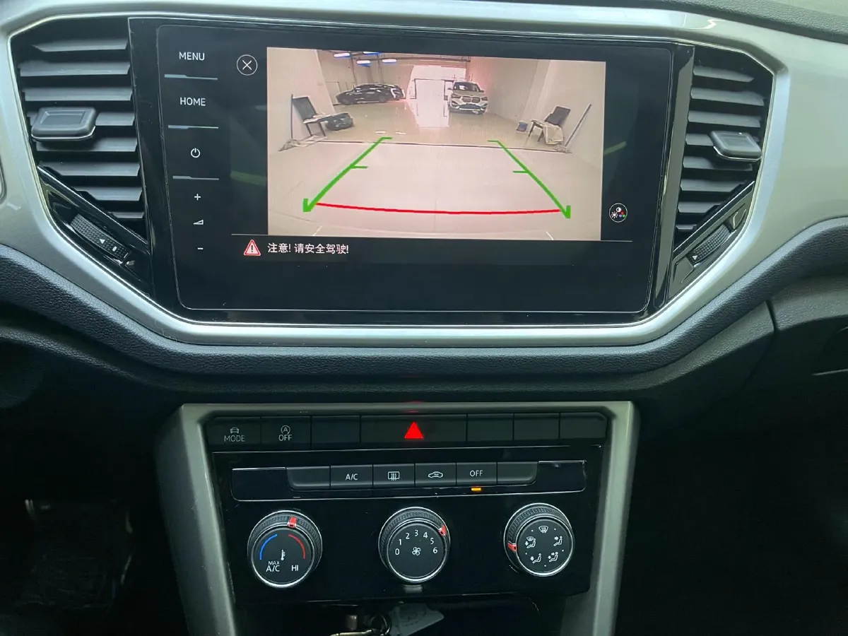 2022 Volkswagen T-Roc 1.4T 150HP L4 7DCT,autocango,china used car exporter,china ev exporter,chinese used car exporter,chinese used ev exporter