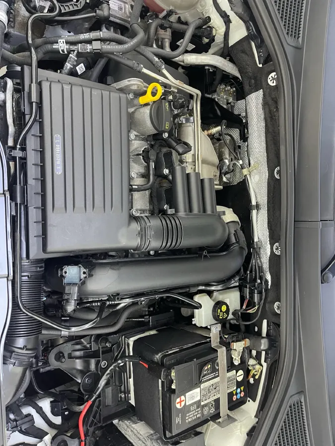 2022 Volkswagen T-Roc 1.4T 150HP L4 7DCT,autocango,china used car exporter,china ev exporter,chinese used car exporter,chinese used ev exporter