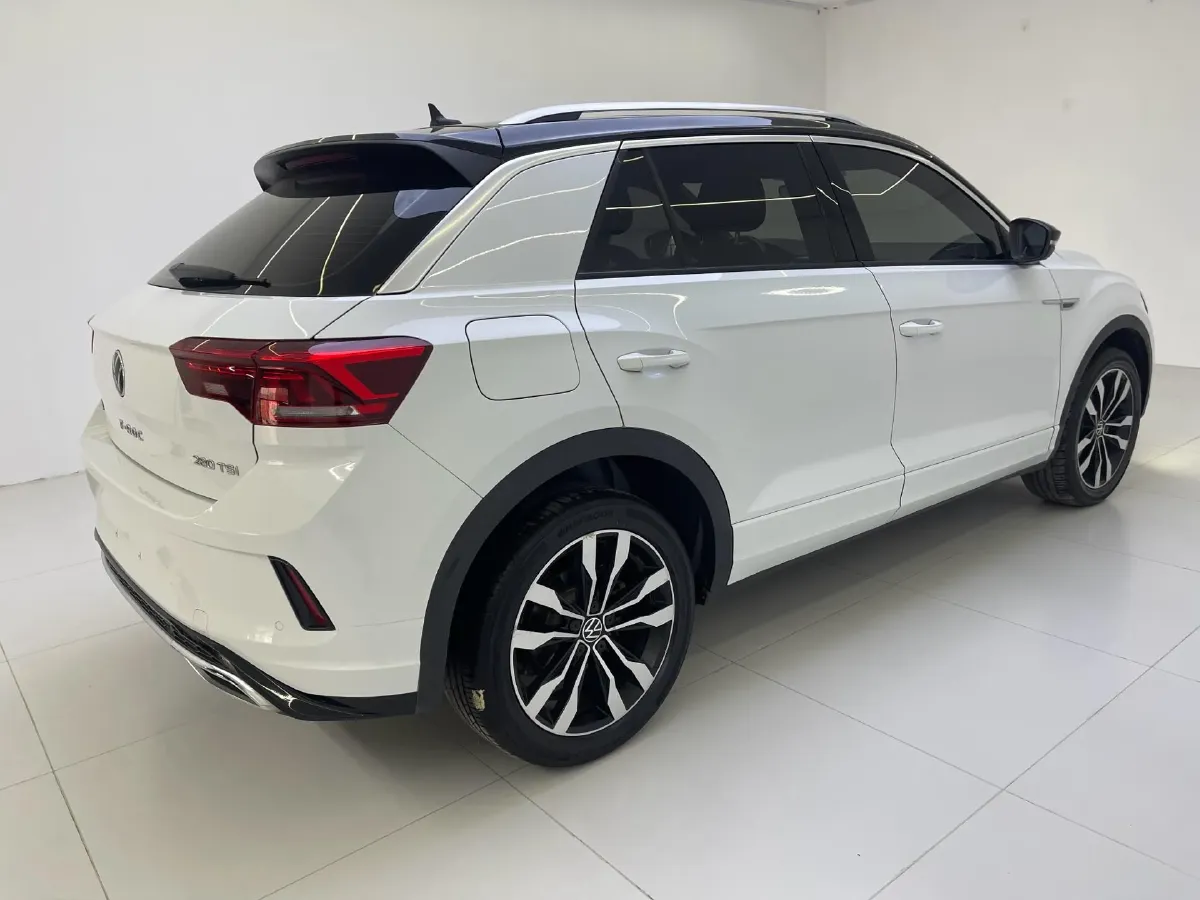 2022 Volkswagen T-Roc 1.4T 150HP L4 7DCT,autocango,china used car exporter,china ev exporter,chinese used car exporter,chinese used ev exporter