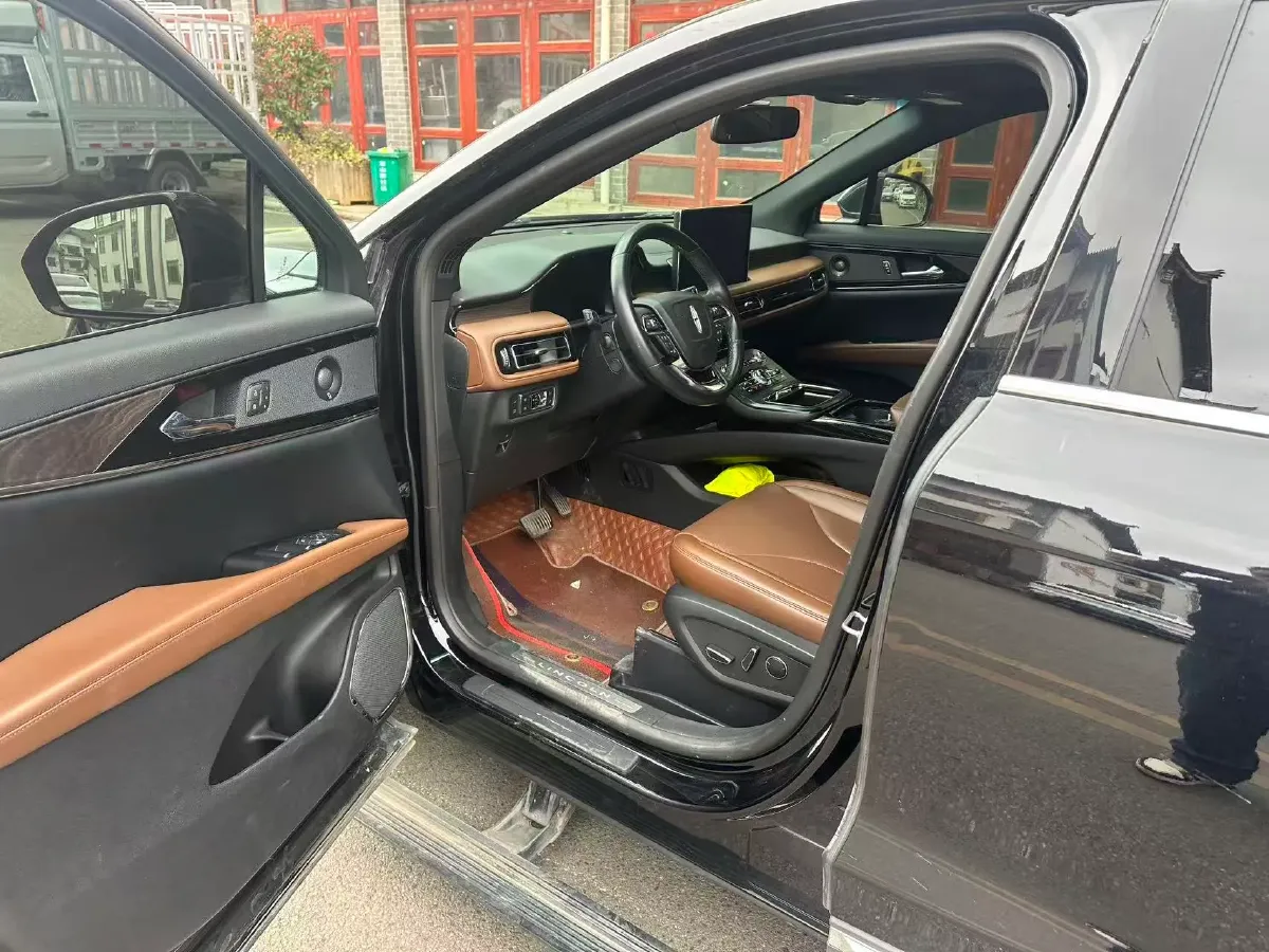 2021 Lincoln Nautilus 2.0T 245HP L4 8AT,autocango,china used car exporter,china ev exporter,chinese used car exporter,chinese used ev exporter