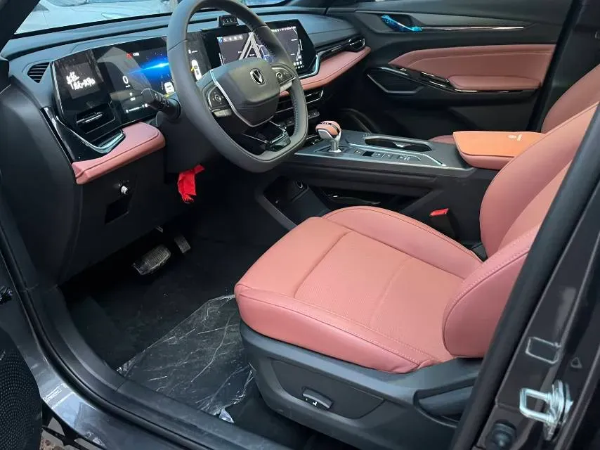 2026 ChangAn X5 PLUS 1.5T 192HP L4 7DCT,autocango,china used car exporter,china ev exporter,chinese used car exporter,chinese used ev exporter