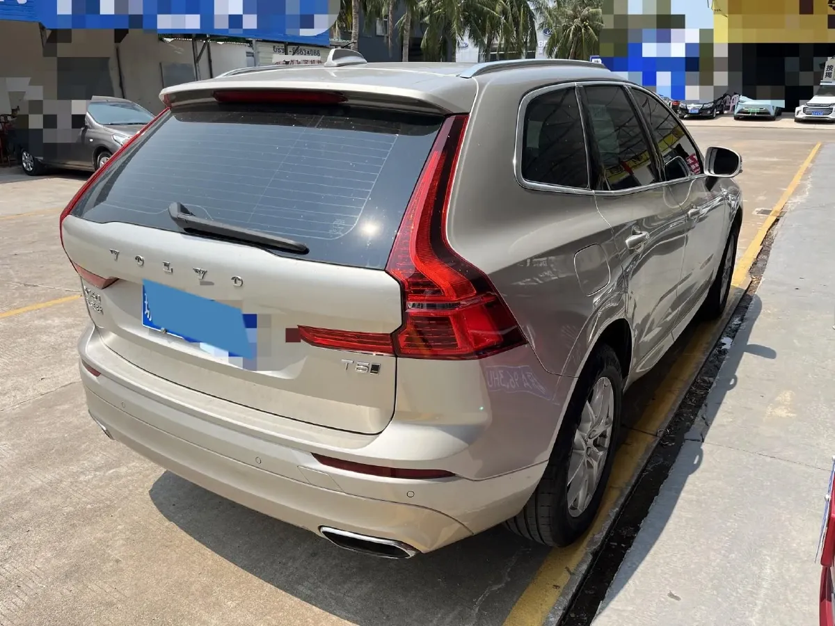 2018 Volvo XC60 2.0T 254HP L4 8AT,autocango,china used car exporter,china ev exporter,chinese used car exporter,chinese used ev exporter