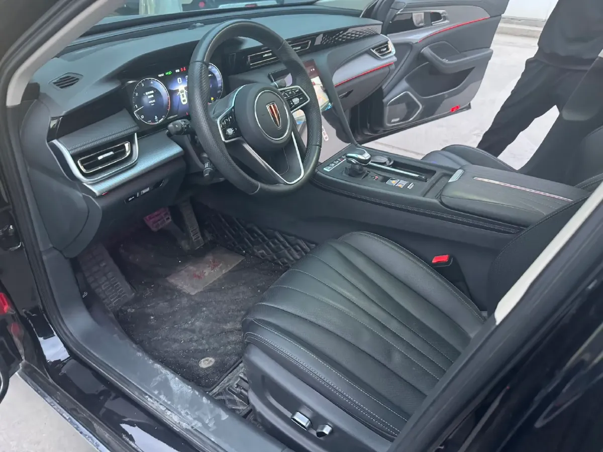 2024 HongQi H5 2.0T 224HP L4 8AT,autocango,china used car exporter,china ev exporter,chinese used car exporter,chinese used ev exporter