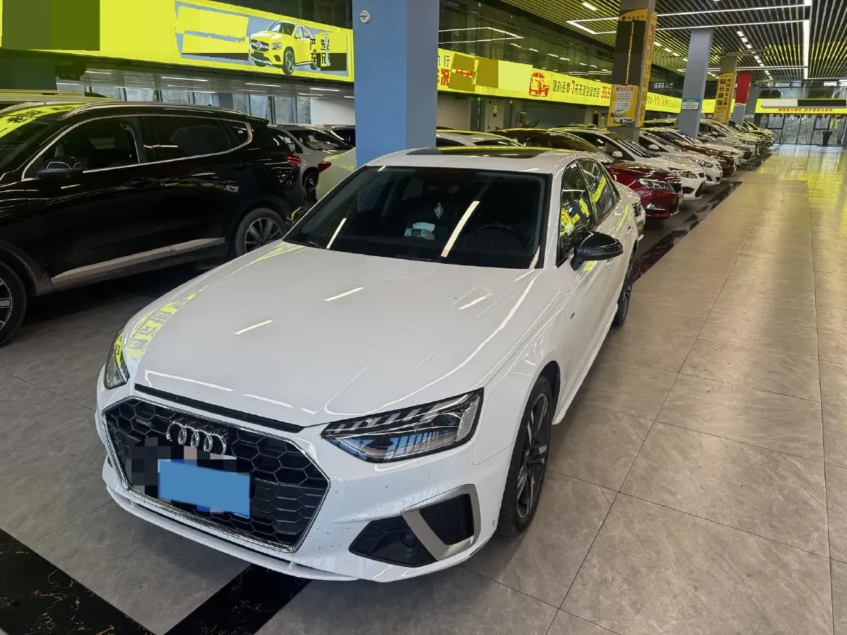 2020 Audi A4L 2.0T 190HP L4 7DCT,autocango,china used car exporter,china ev exporter,chinese used car exporter,chinese used ev exporter