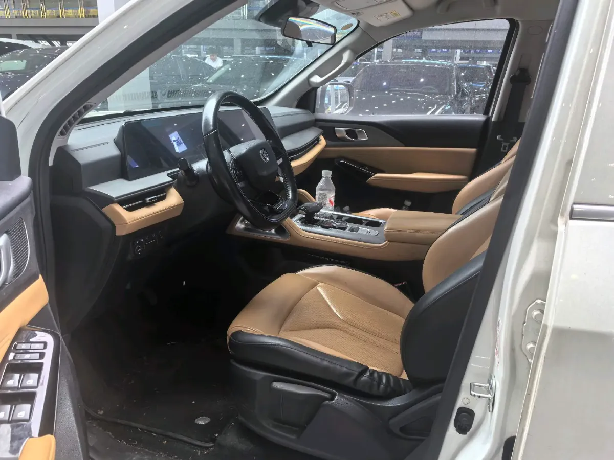 2023 ChangAn LanTuoZhe 2.0T 233HP L4 8AT,autocango,china used car exporter,china ev exporter,chinese used car exporter,chinese used ev exporter