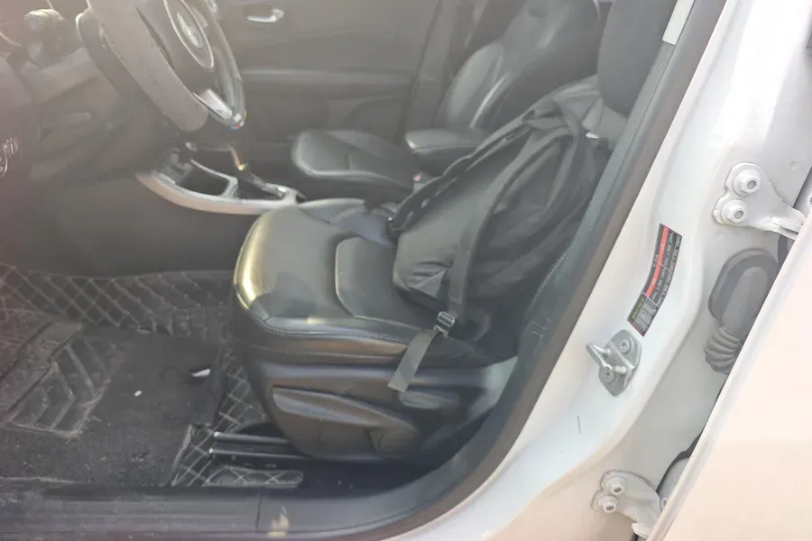 2017 Jeep Compass 1.4T 165HP L4 7DCT,autocango,china used car exporter,china ev exporter,chinese used car exporter,chinese used ev exporter