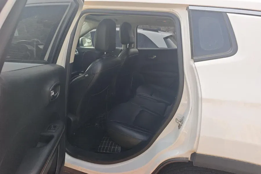 2017 Jeep Compass 1.4T 165HP L4 7DCT,autocango,china used car exporter,china ev exporter,chinese used car exporter,chinese used ev exporter