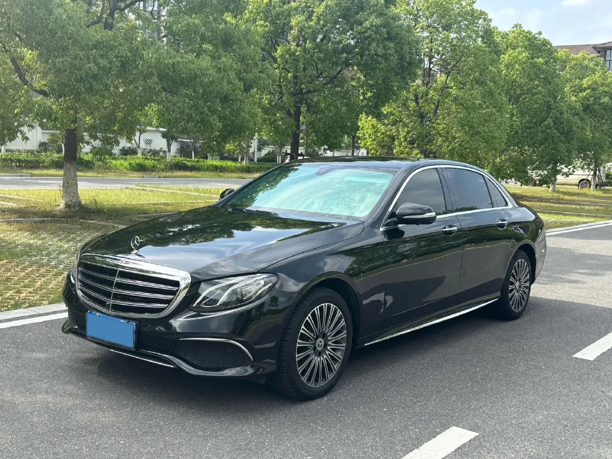 2020 Mercedes-Benz E Class 2.0T 258HP L4 9AT,autocango,china used car exporter,china ev exporter,chinese used car exporter,chinese used ev exporter