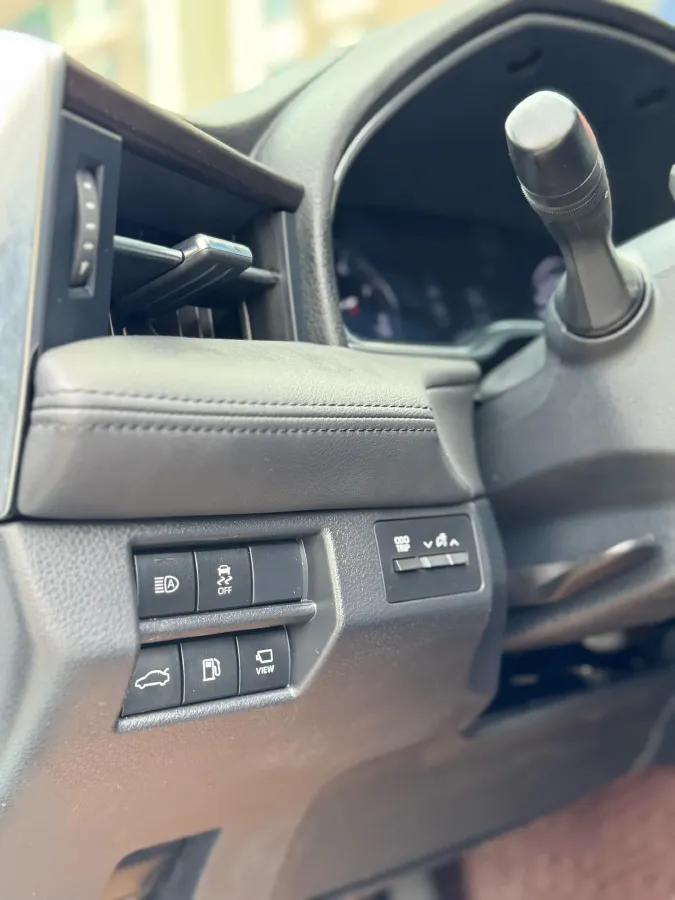 2019 Toyota Avalon 2.5L 209HP L4 8AT,autocango,china used car exporter,china ev exporter,chinese used car exporter,chinese used ev exporter