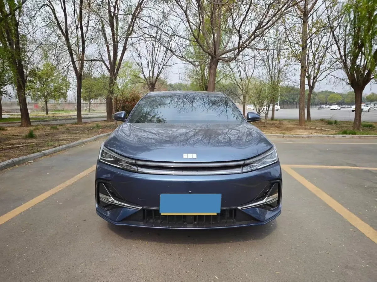 2025 Geely Galaxy A7 1.5L 112HP L4 1DHT PHEV,autocango,china used car exporter,china ev exporter,chinese used car exporter,chinese used ev exporter