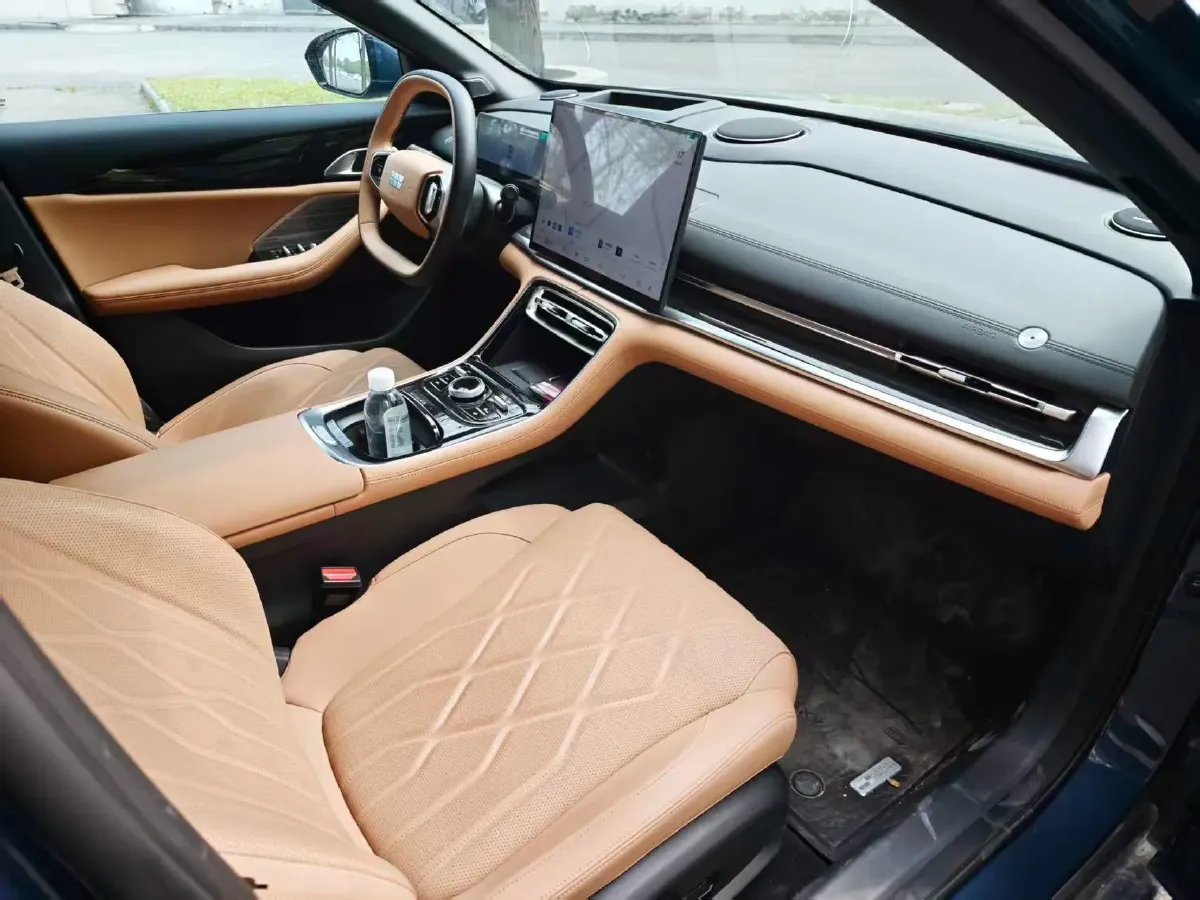 2025 Geely Galaxy A7 1.5L 112HP L4 1DHT PHEV,autocango,china used car exporter,china ev exporter,chinese used car exporter,chinese used ev exporter