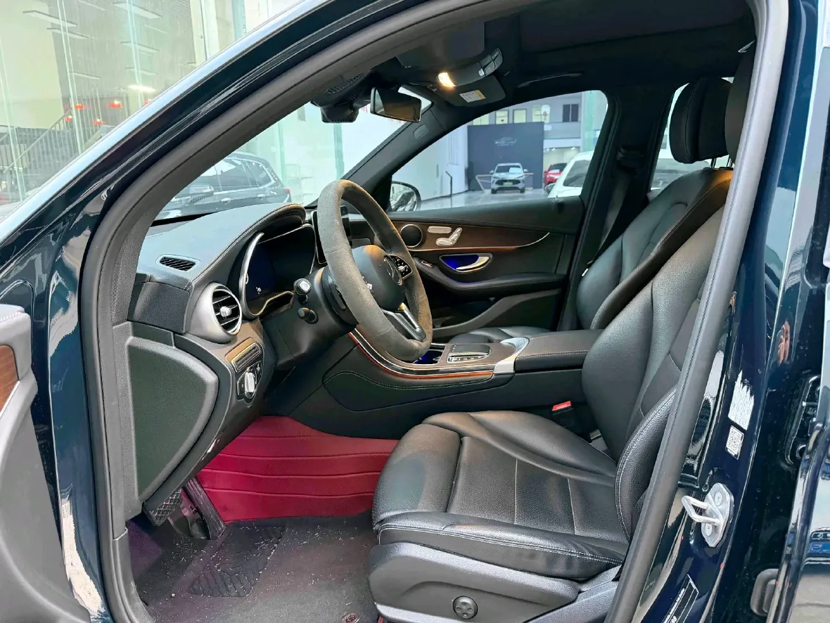 2022 Mercedes-Benz GLC Class 2.0T 258HP L4 9AT,autocango,china used car exporter,china ev exporter,chinese used car exporter,chinese used ev exporter