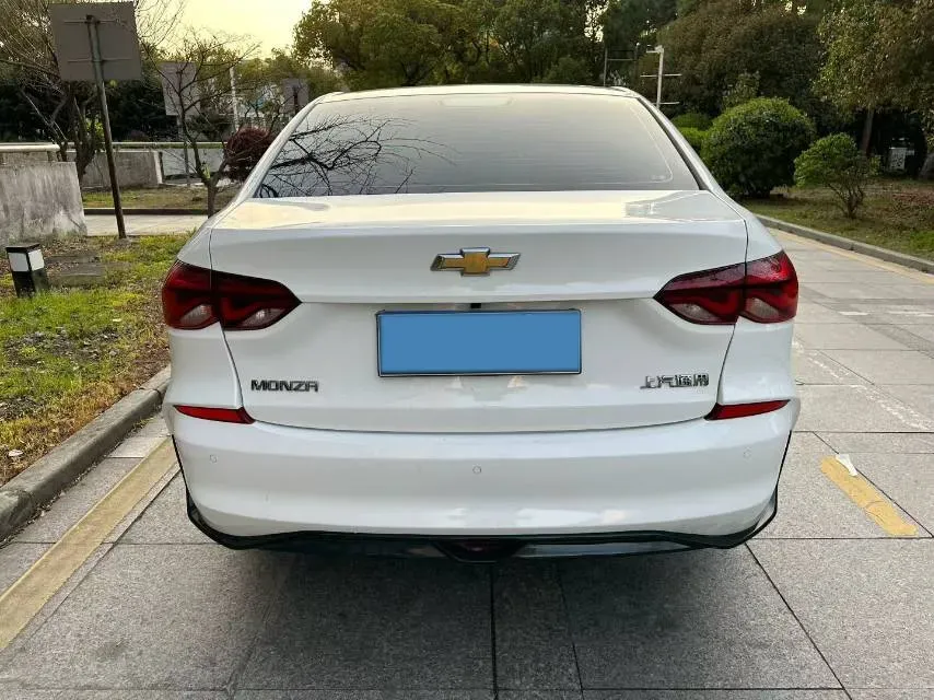 2023 Chevrolet Monza 1.5L 113HP L4 6DCT,autocango,china used car exporter,china ev exporter,chinese used car exporter,chinese used ev exporter
