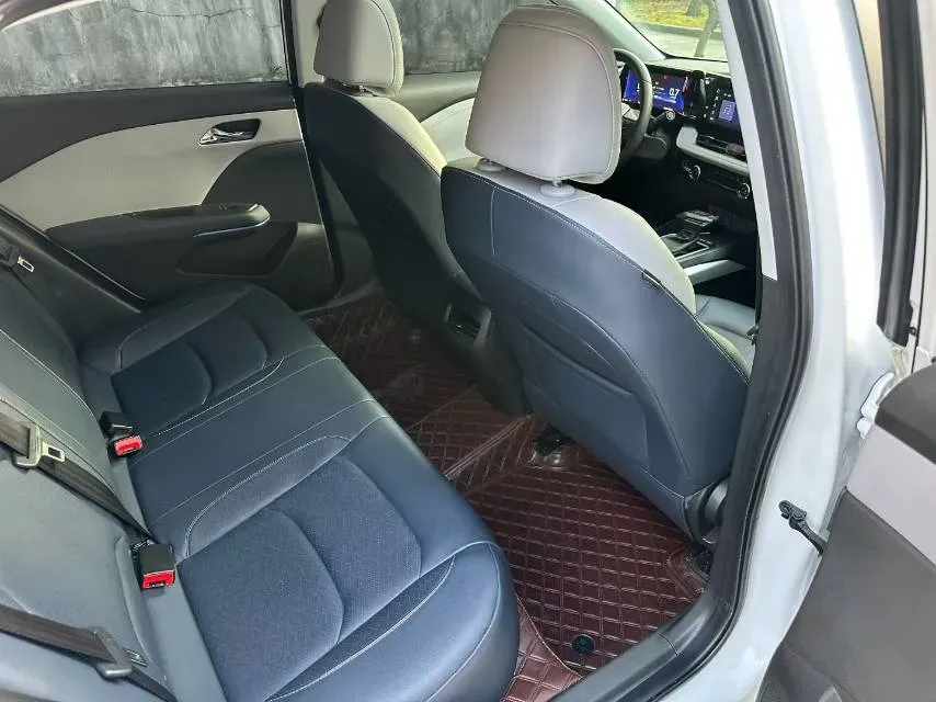 2023 Chevrolet Monza 1.5L 113HP L4 6DCT,autocango,china used car exporter,china ev exporter,chinese used car exporter,chinese used ev exporter