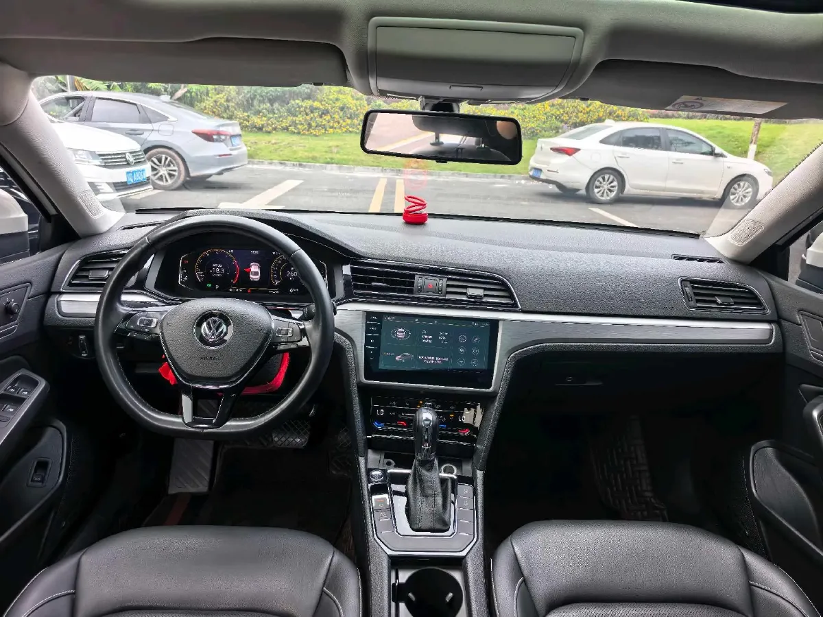 2021 Volkswagen Lamando 1.4T 150HP L4 7DCT,autocango,china used car exporter,china ev exporter,chinese used car exporter,chinese used ev exporter