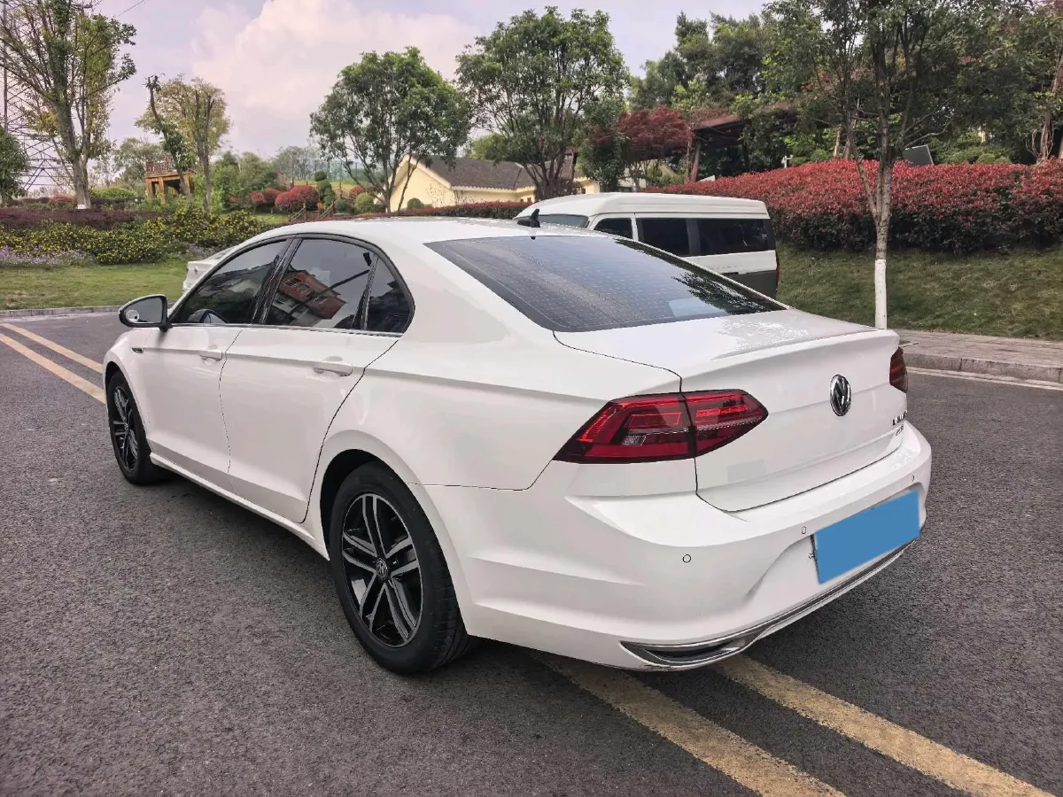 2021 Volkswagen Lamando 1.4T 150HP L4 7DCT,autocango,china used car exporter,china ev exporter,chinese used car exporter,chinese used ev exporter