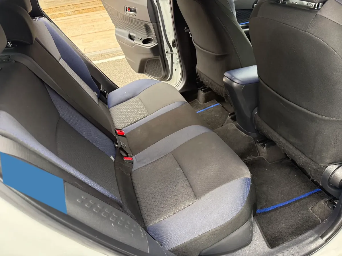 2022 Toyota C-HR 2.0L 171HP L4 CVT,autocango,china used car exporter,china ev exporter,chinese used car exporter,chinese used ev exporter